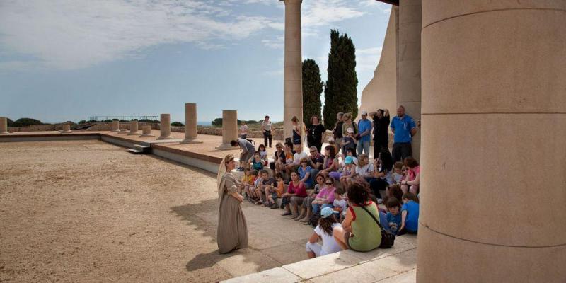 Visita romana a Empúries